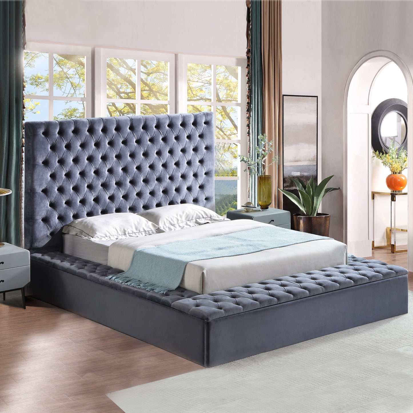 9008 Queen Bed with Solid Wood Frame