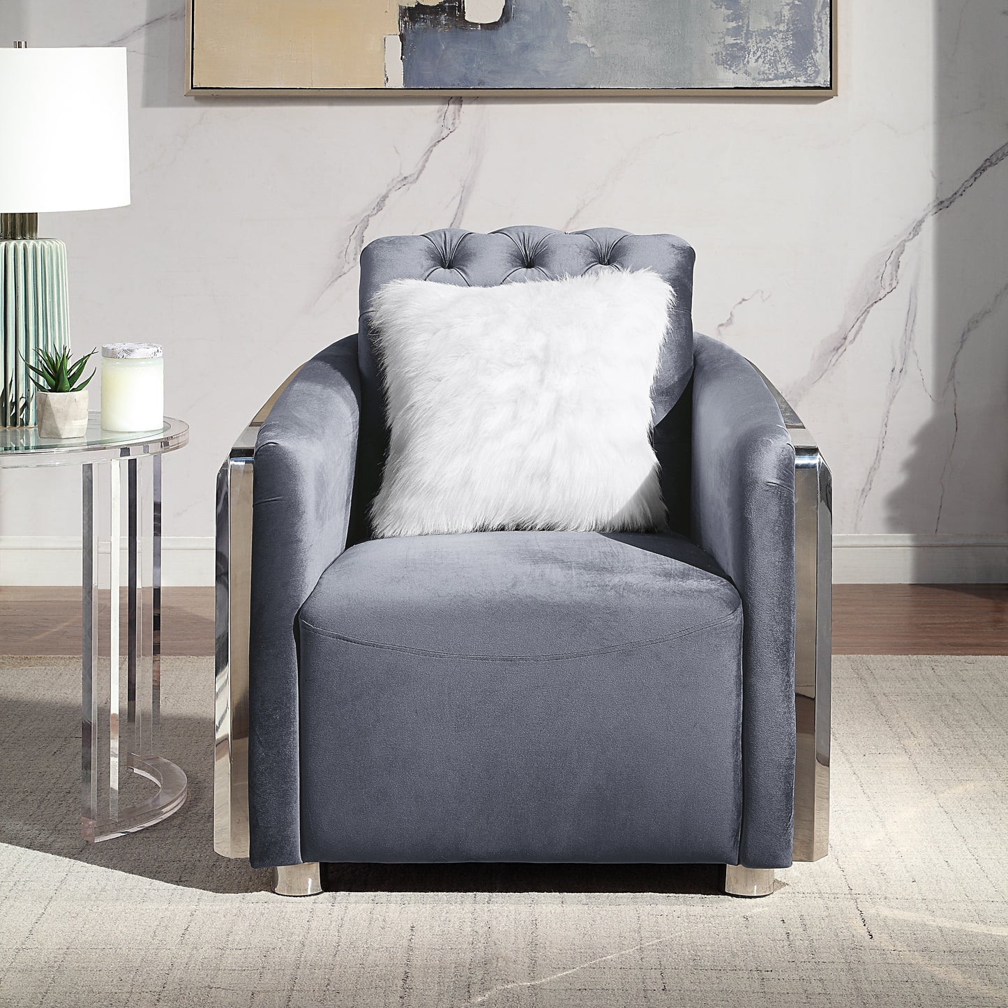 8019 Luxurious Armchair/Loveseat/Sofa