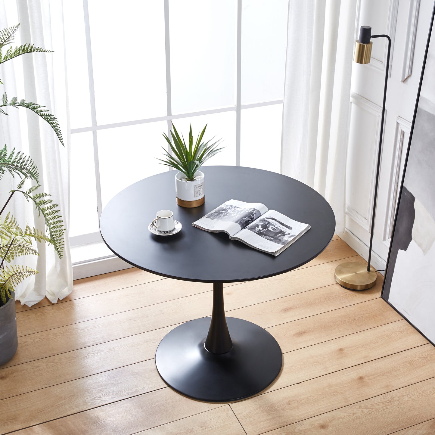 DT90 Round Dining Table