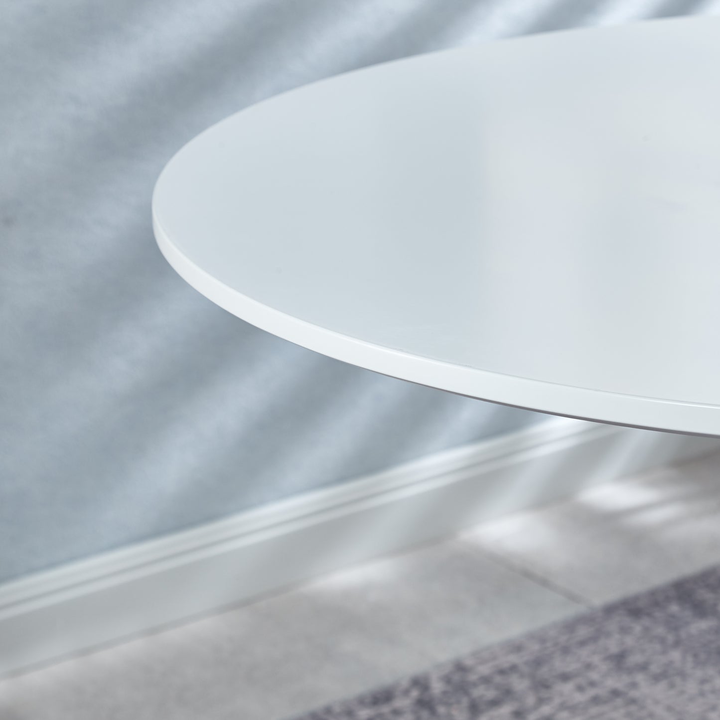 DT90 Round Dining Table