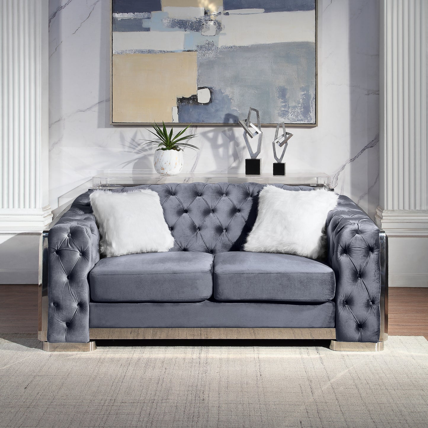 8019 Luxurious Armchair/Loveseat/Sofa