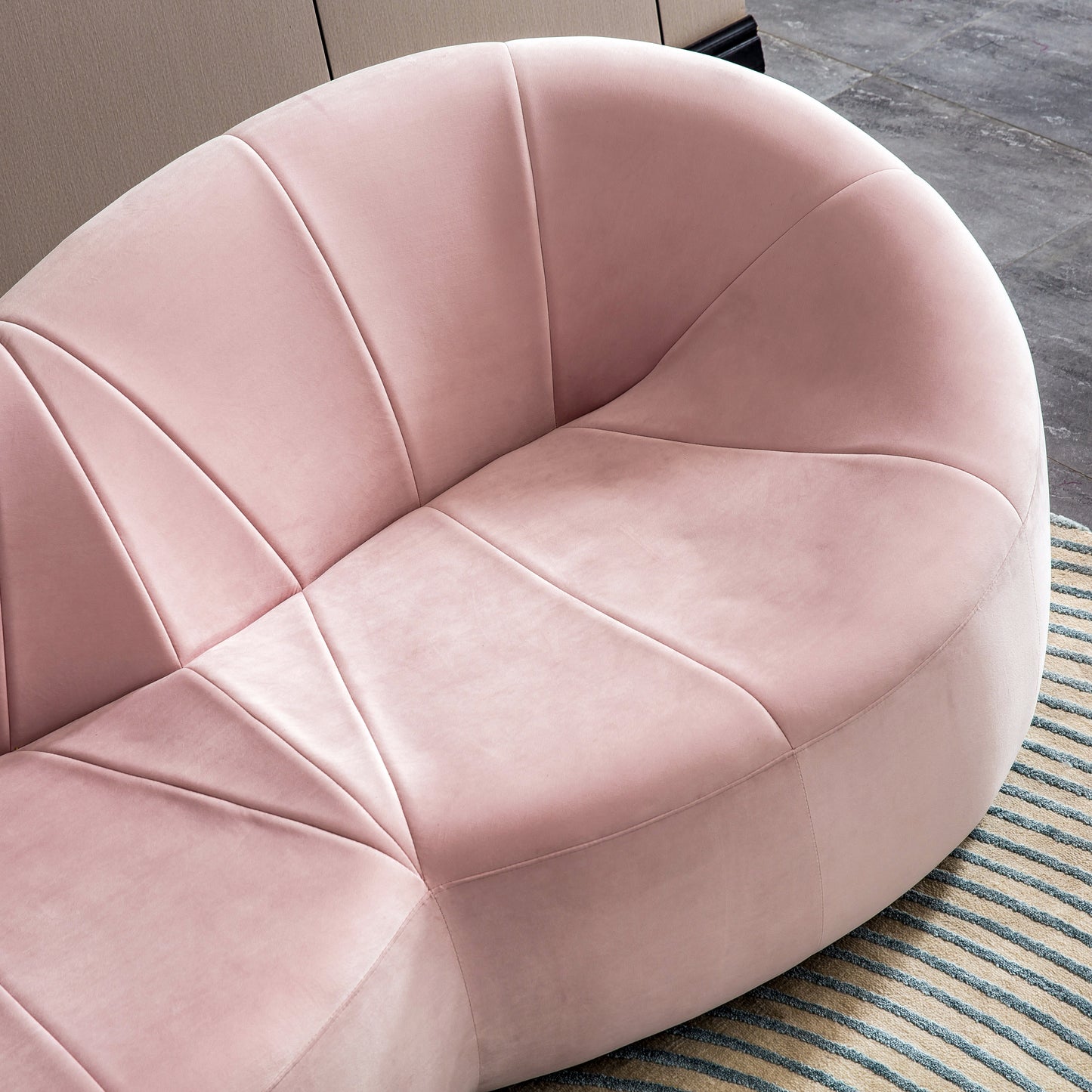 S607P Luxurious Pink Velvet Sofa