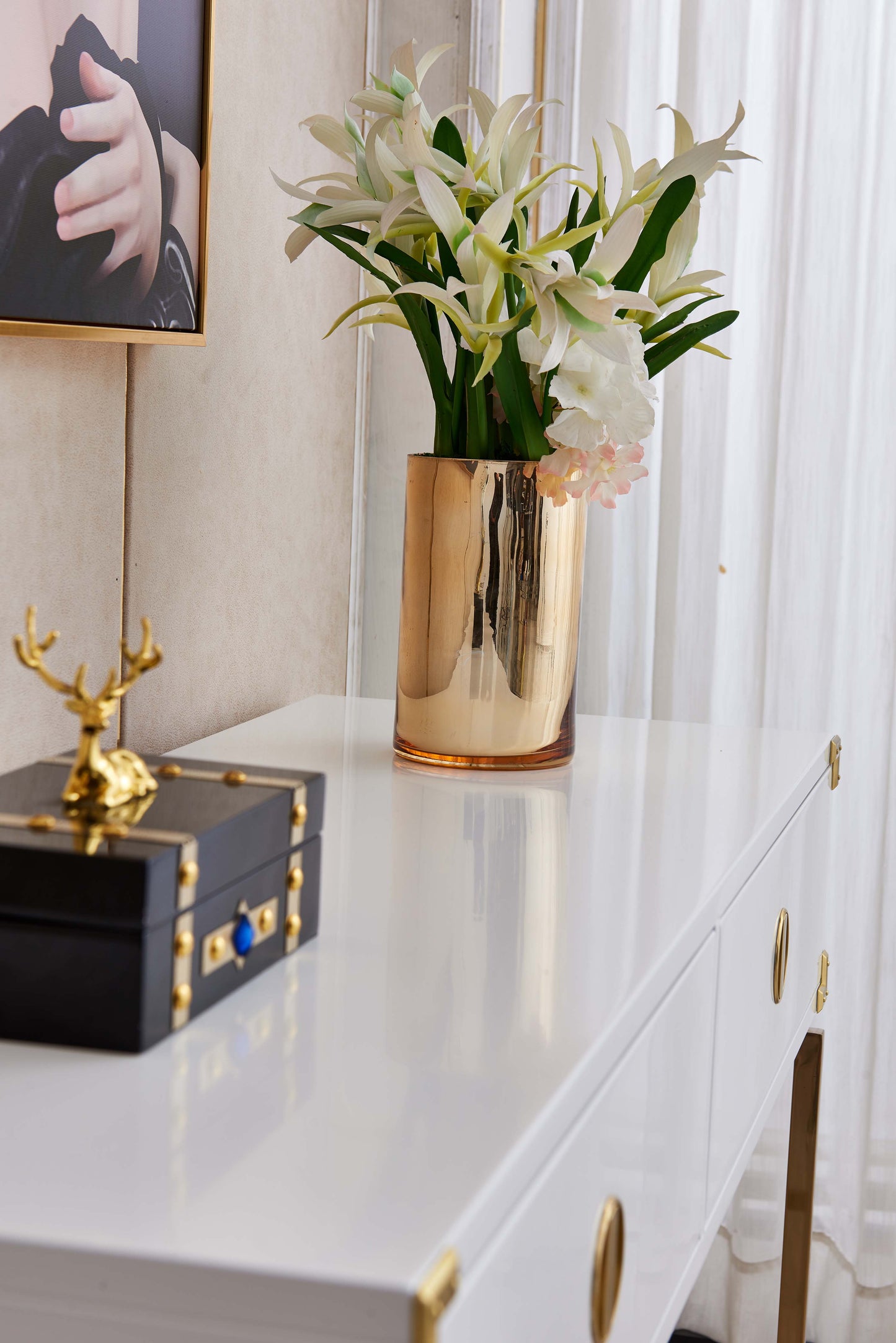 ST001 Sleek White MDF Console Table